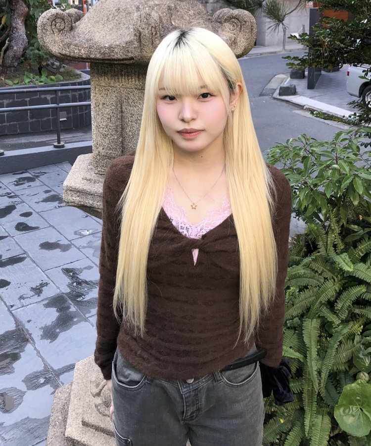 보헤미안 브이넥 긴팔티셔츠 브라운