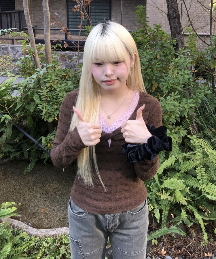 보헤미안 브이넥 긴팔티셔츠 브라운