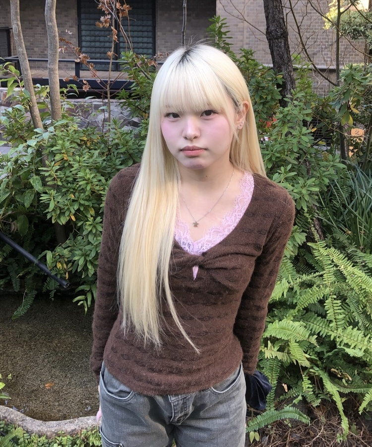 보헤미안 브이넥 긴팔티셔츠 브라운