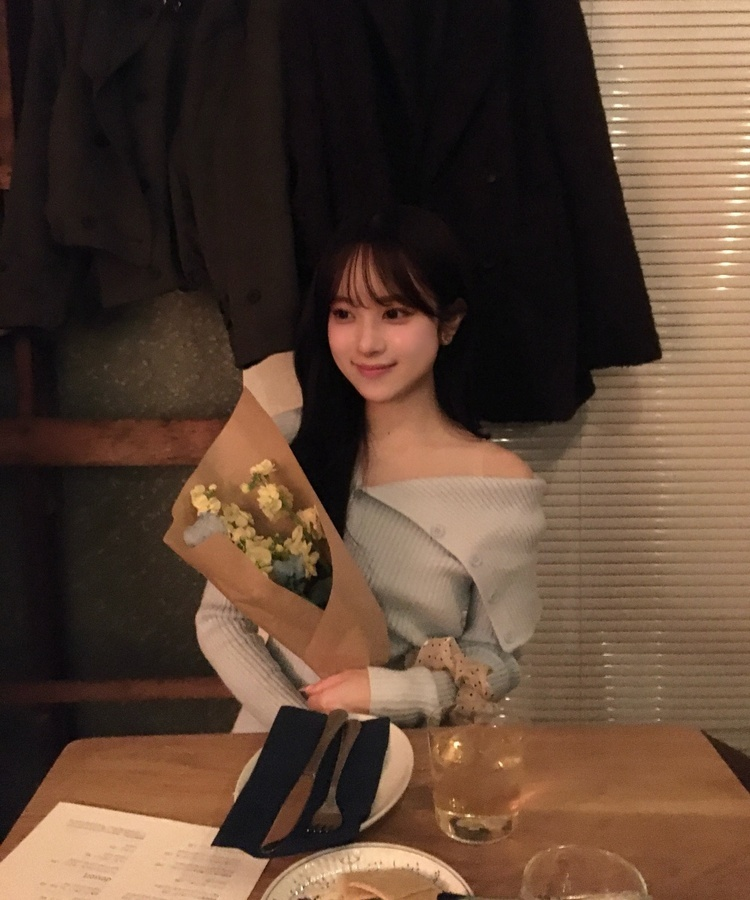 오프숄더 언발 골지 니트 소라