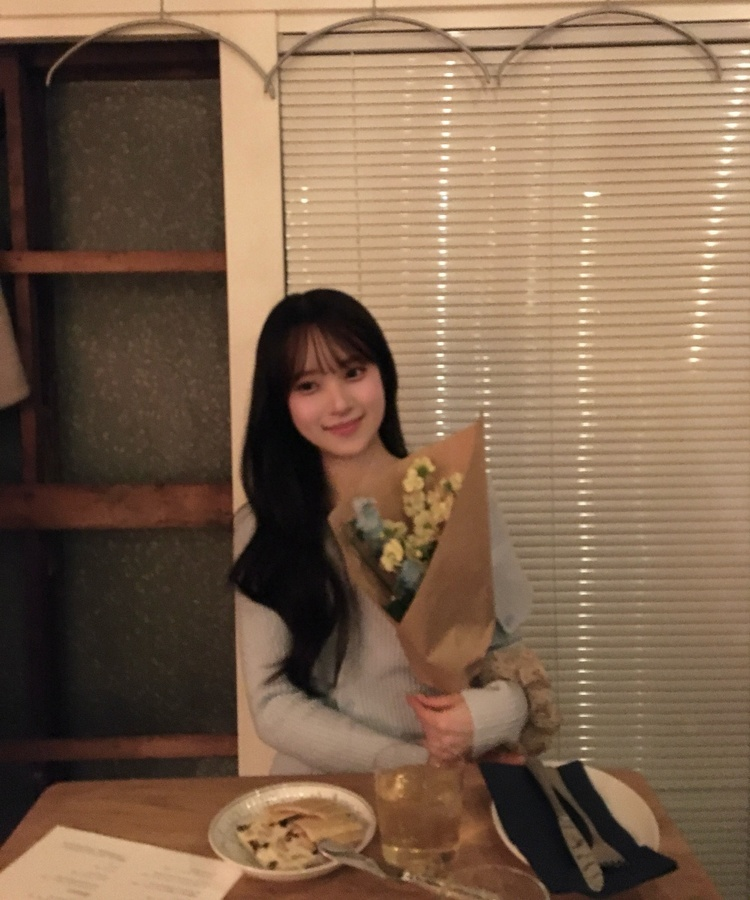 오프숄더 언발 골지 니트 소라