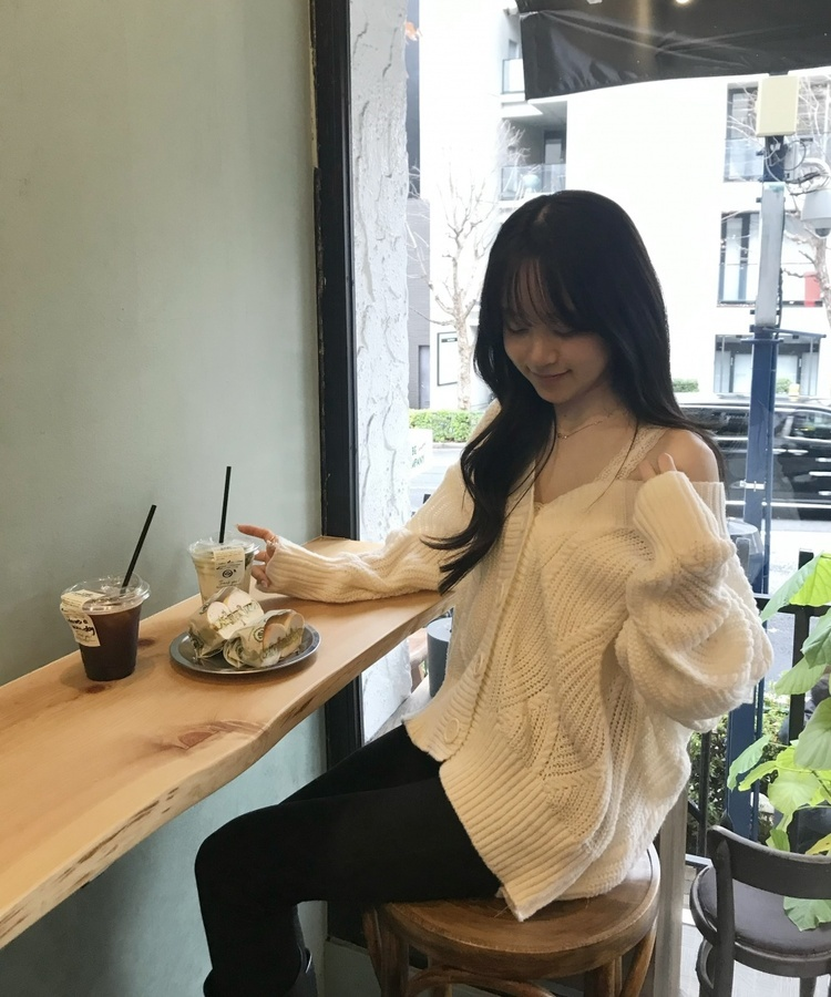 물결 오버 가디건 아이보리