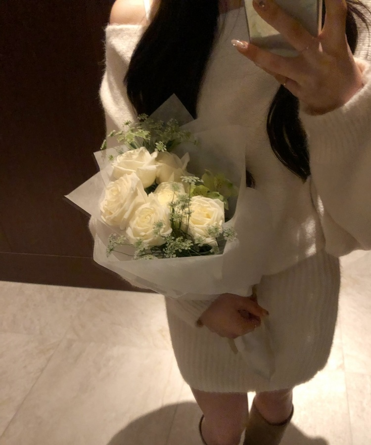 숄더 니트 미니 니트 원피스 벨트포함 아이보리