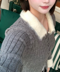 페이크퍼 앙고라 카라 니트 그레이