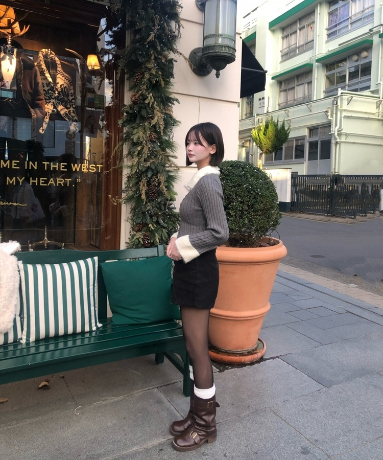 페이크퍼 앙고라 카라 니트 그레이