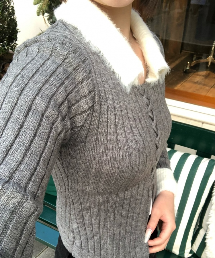 페이크퍼 앙고라 카라 니트 그레이