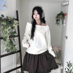 울6 폼폼 플라워 빈티지 레이어드 오프숄더 언발 오버핏 니트  아이보리