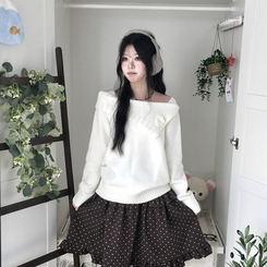 울6 폼폼 플라워 빈티지 레이어드 오프숄더 언발 오버핏 니트  아이보리