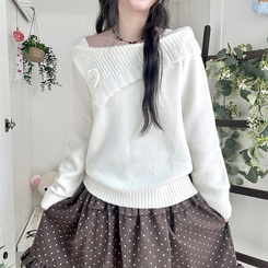 울6 폼폼 플라워 빈티지 레이어드 오프숄더 언발 오버핏 니트  아이보리