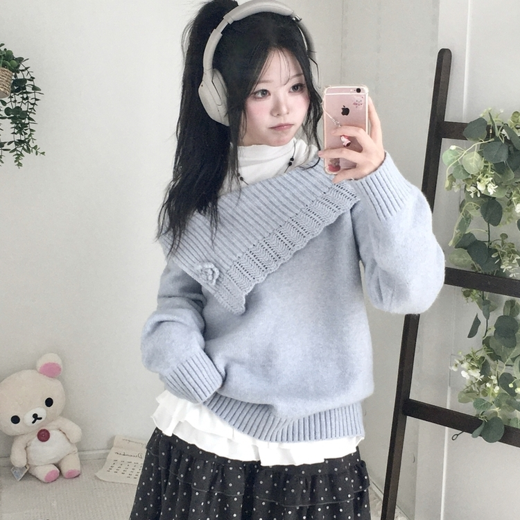 울6 폼폼 플라워 빈티지 레이어드 오프숄더 언발 오버핏 니트  소라