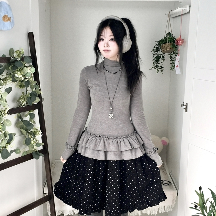 쿠키 빈티지 윈터 미디 모리걸 도트 프릴캉캉 밴딩 미디스커트 블랙