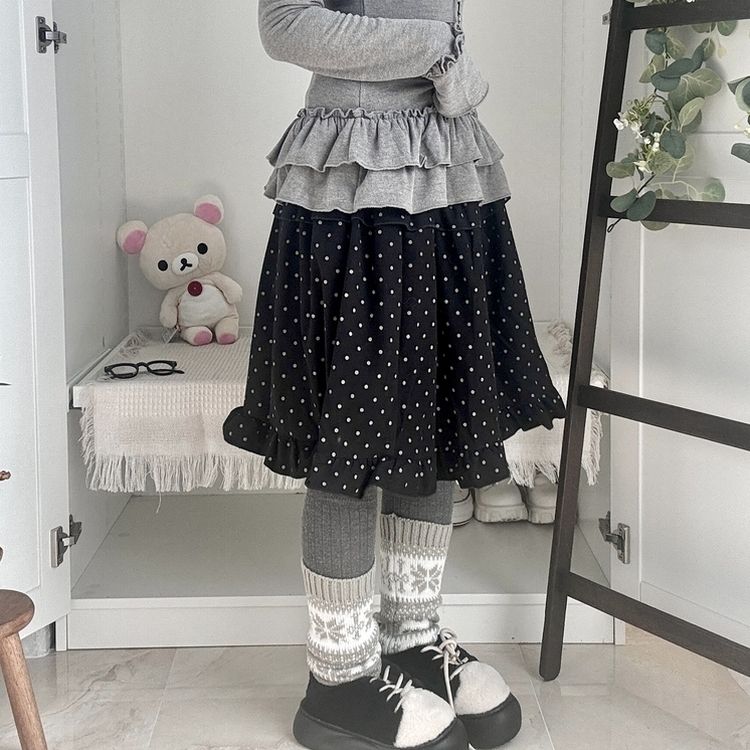 쿠키 빈티지 윈터 미디 모리걸 도트 프릴캉캉 밴딩 미디스커트 블랙