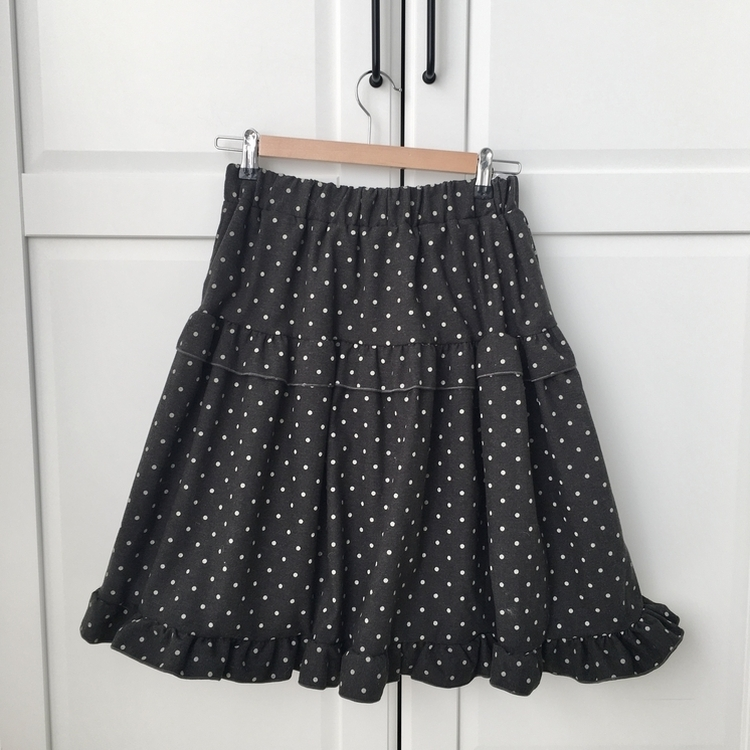 쿠키 빈티지 윈터 미디 모리걸 도트 프릴캉캉 밴딩 미디스커트