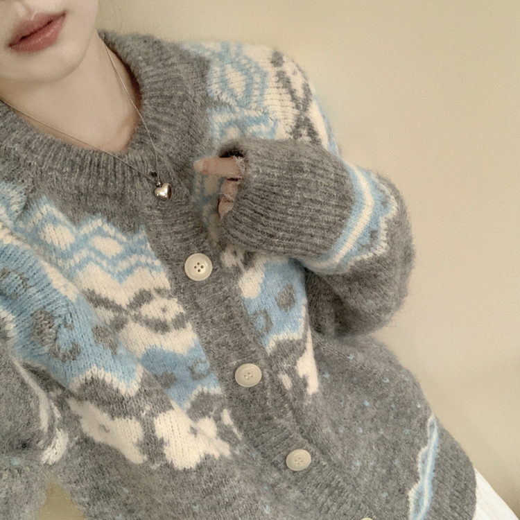 눈꽃 라운드넥 루즈핏 겨울 니트