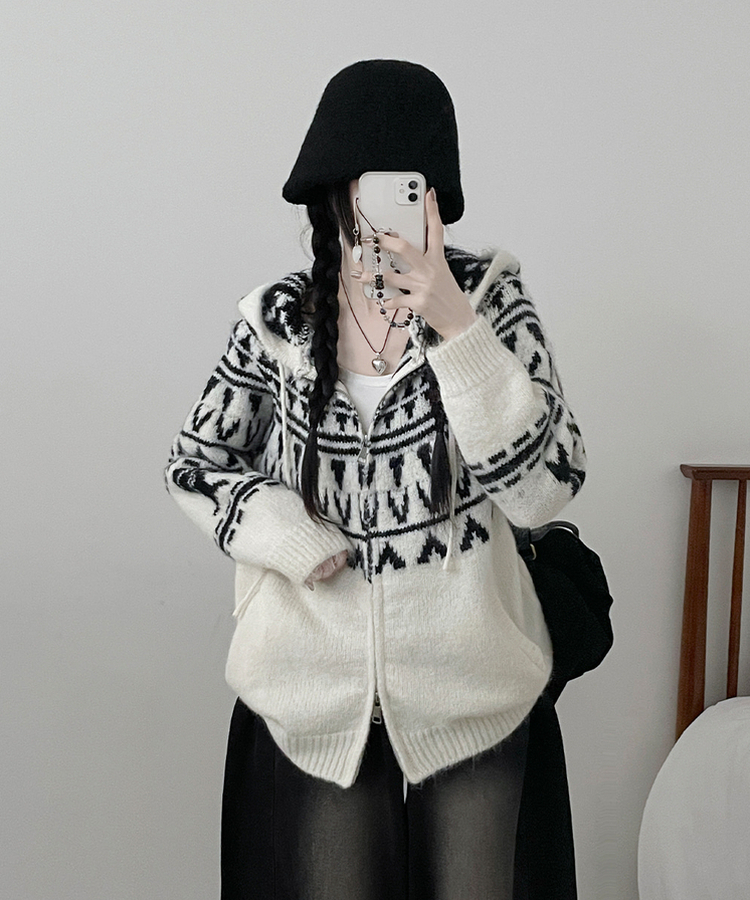 폴딩브이노르딕패턴투웨이박스핏울니트후드집업