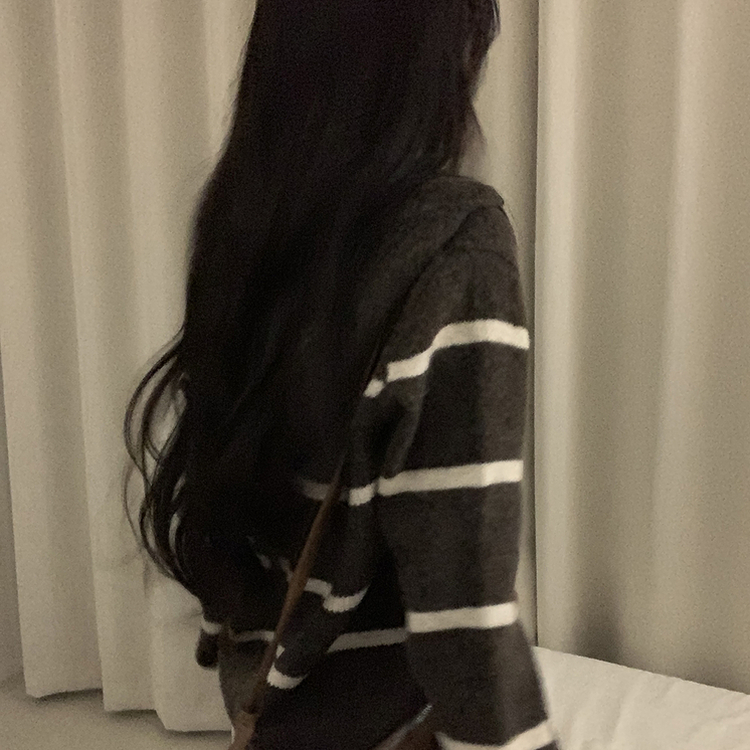 ストライプルーズニットフードジップアップ BROWN