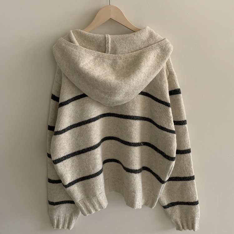 ストライプルーズニットフードジップアップ