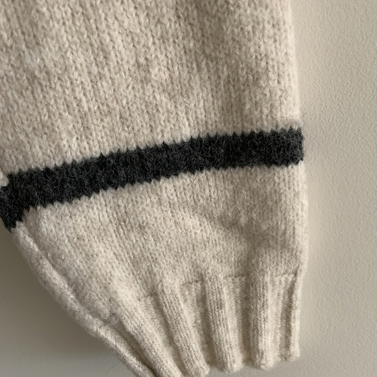 ストライプルーズニットフードジップアップ