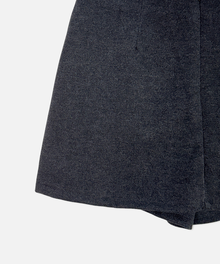 サイドスリットミニスカートパンツ