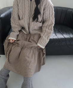 チェックフリルロングスカート BEIGE