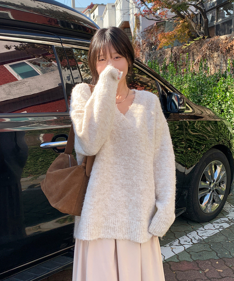 보송부클브이넥니트 오트밀