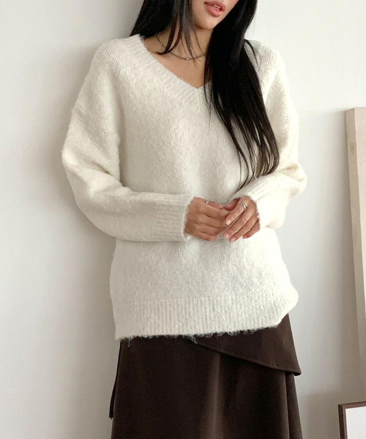 보송부클브이넥니트 아이보리