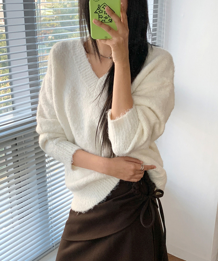 보송부클브이넥니트 아이보리