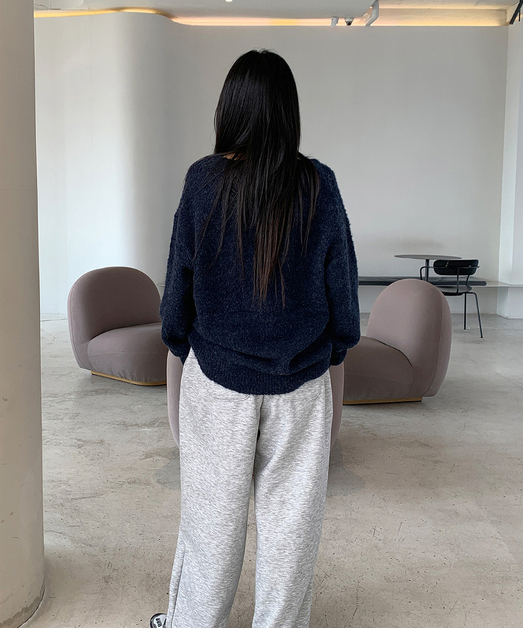 보송부클브이넥니트 네이비