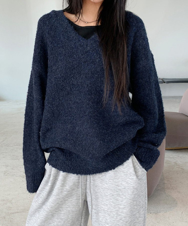 보송부클브이넥니트 네이비