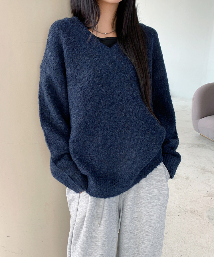 보송부클브이넥니트 네이비