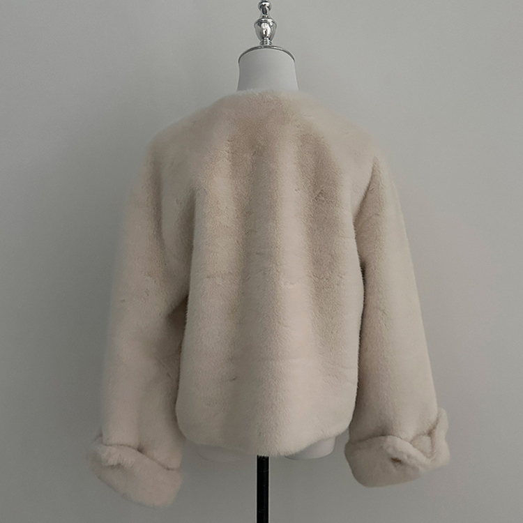 단비 페이크 퍼 금장 밍크 노카라 자켓