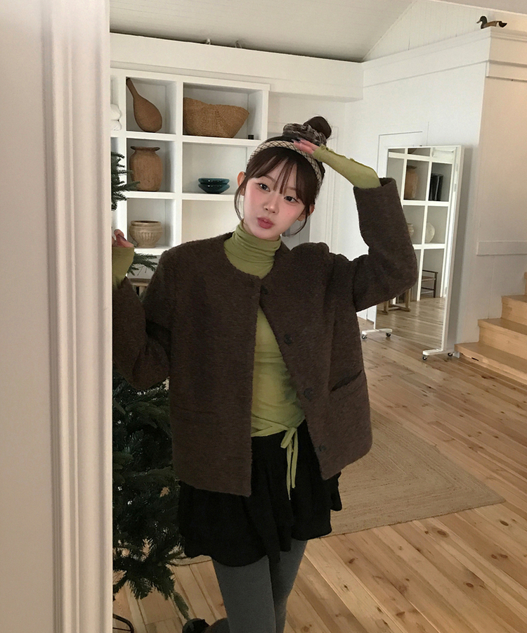 안젤라 버튼 폴라 탑 올리브