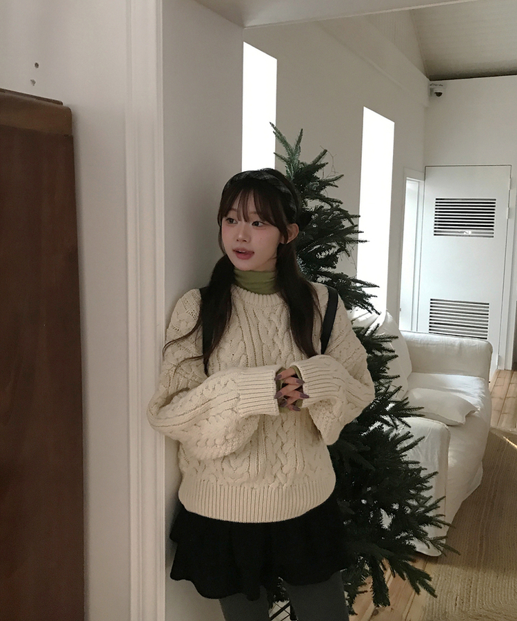 안젤라 버튼 폴라 탑 차콜