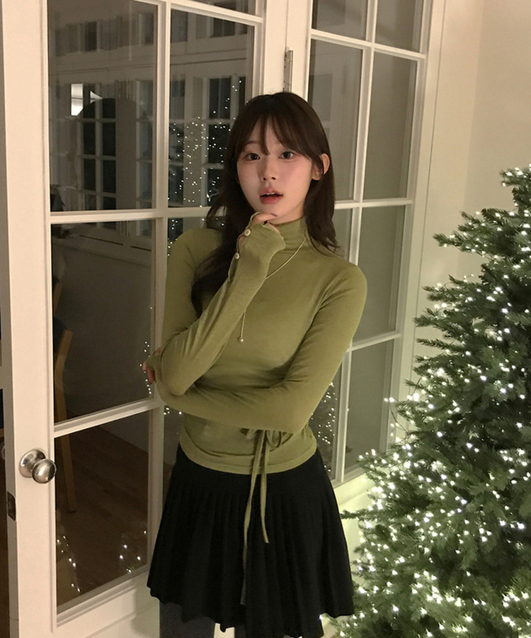 안젤라 버튼 폴라 탑 올리브