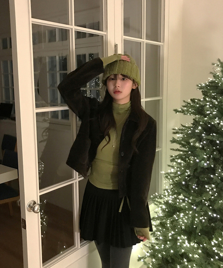 안젤라 버튼 폴라 탑 올리브