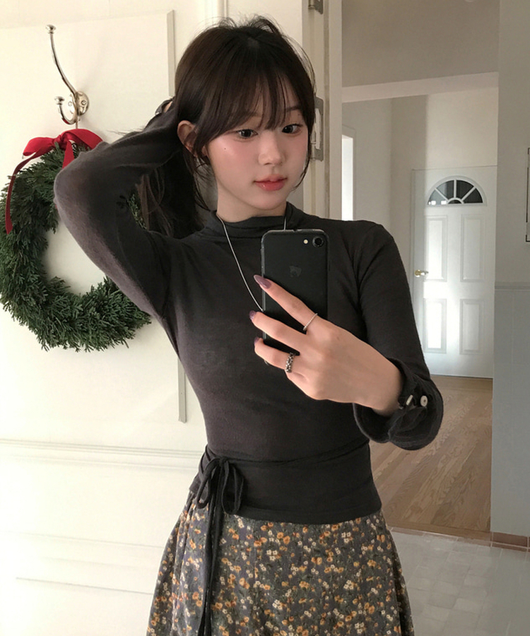 안젤라 버튼 폴라 탑 차콜