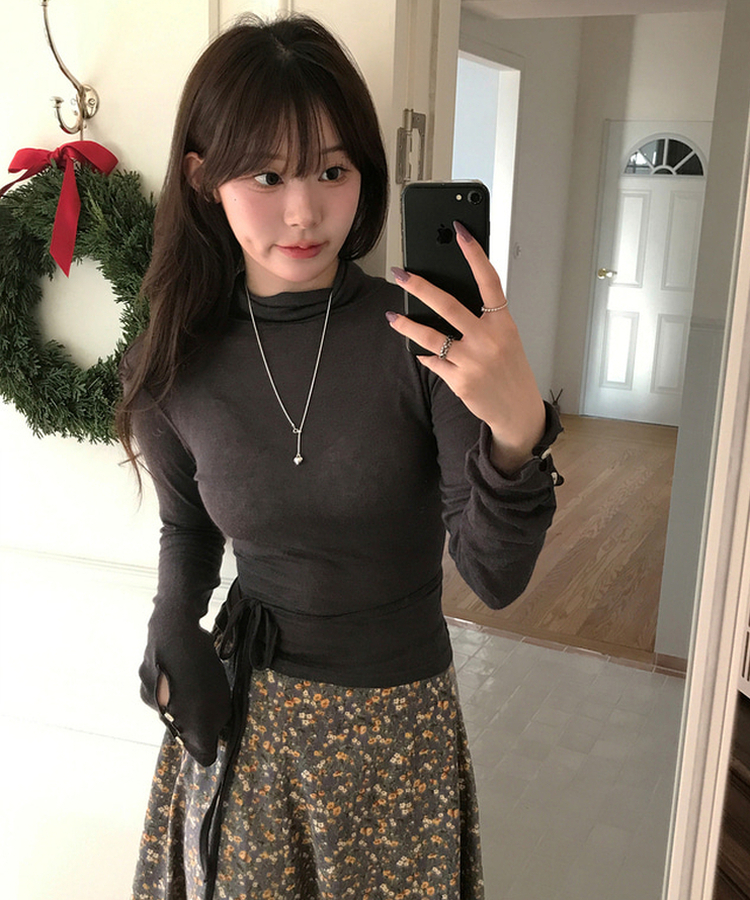 안젤라 버튼 폴라 탑 차콜