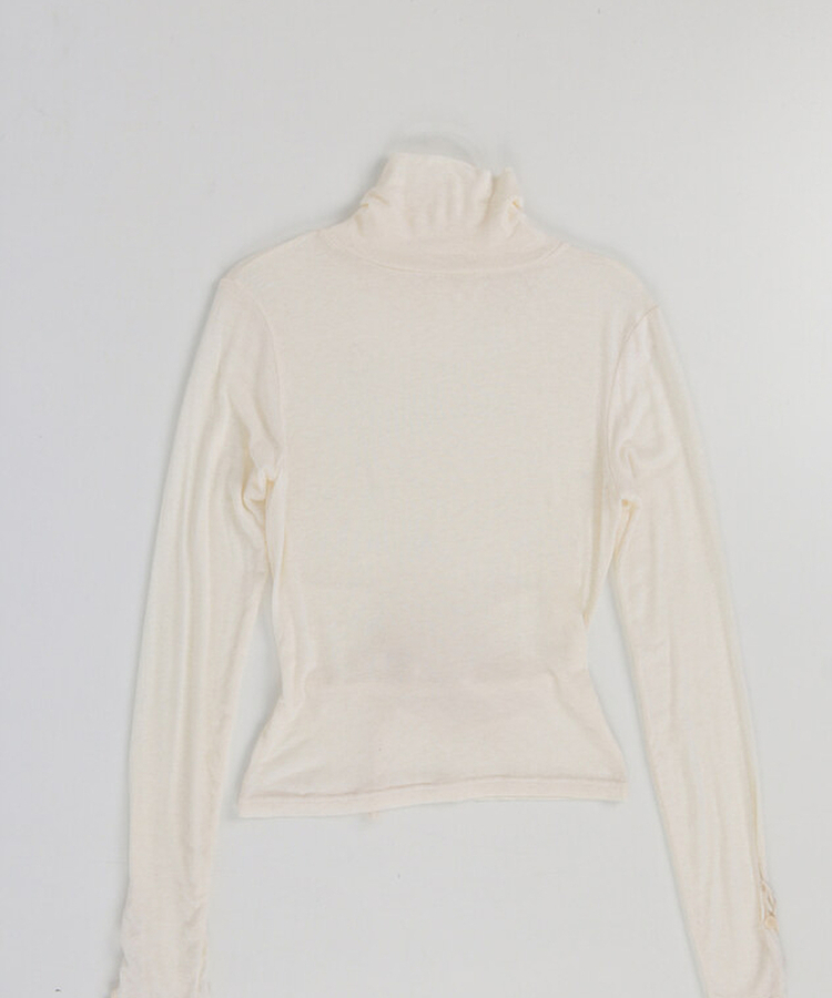 안젤라 버튼 폴라 탑