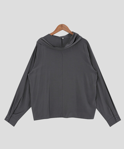 ムードブラウス