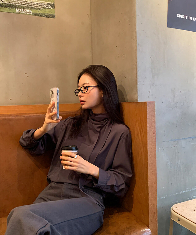 ムードブラウス CHARCOAL