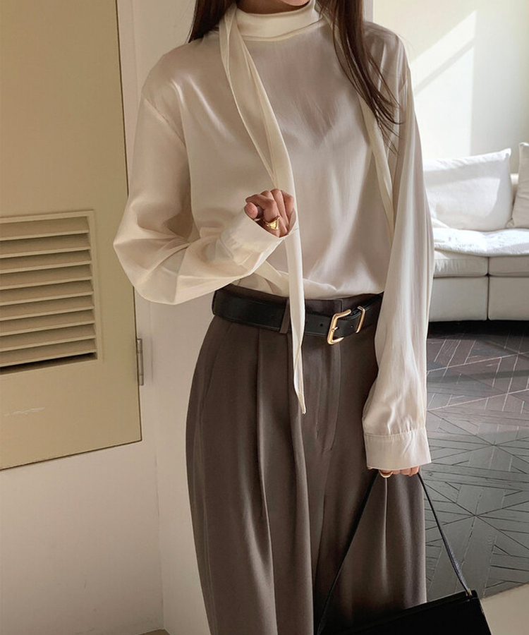 ムードブラウス Soft cream