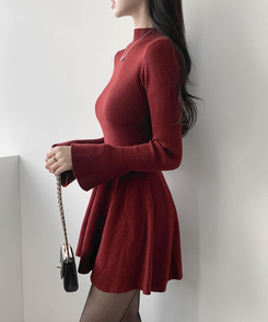 プチハイネックフレアミニワンピース WINE