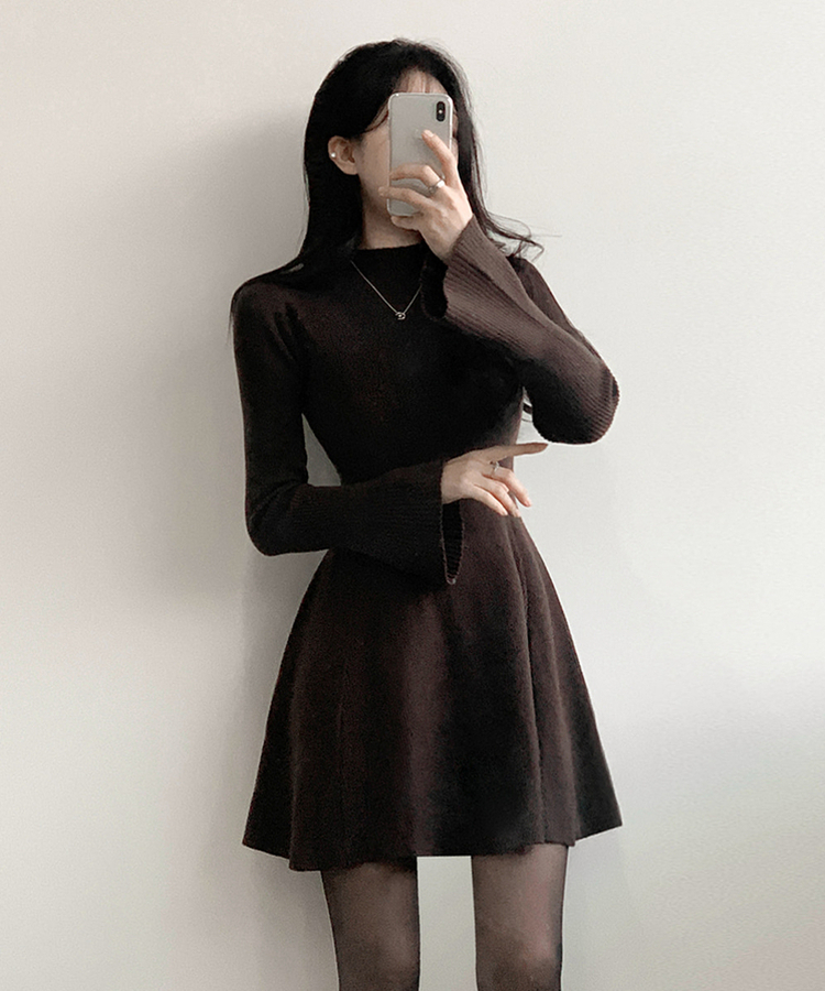 プチハイネックフレアミニワンピース BROWN