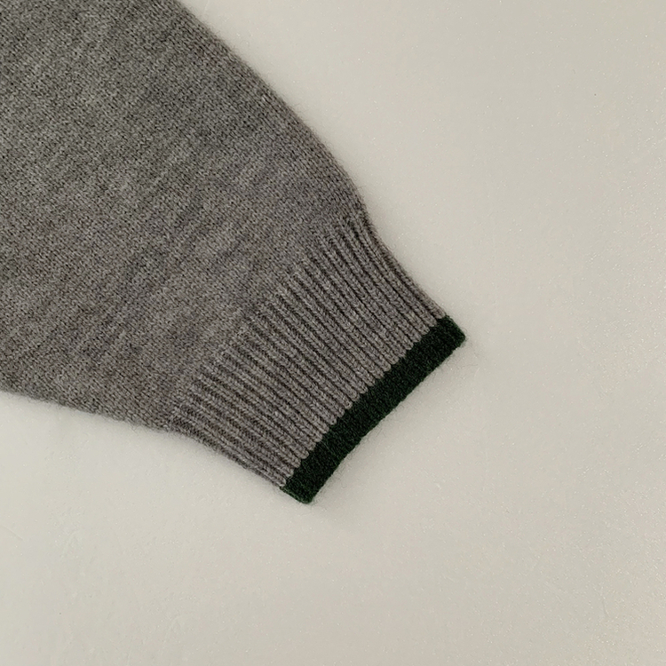 厚手バイカラーニットフードカーディガン