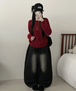 폭신꽈배기라운드세미크롭루즈핏긴팔니트 레드