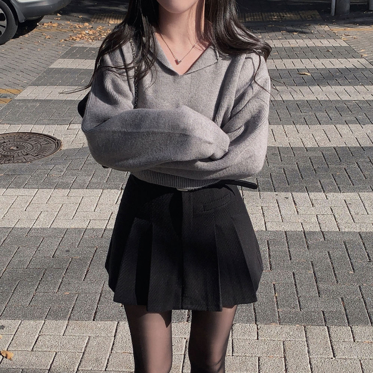 사랑스러운 아방핏베스킨 후드 브이넥 크롭 아방핏 니트 그레이