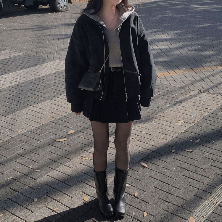 사랑스러운 아방핏베스킨 후드 브이넥 크롭 아방핏 니트 그레이