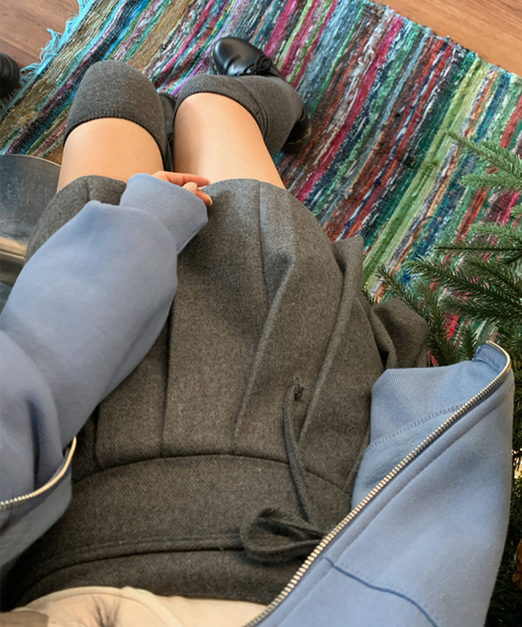 プリーツウールスカート CHARCOAL