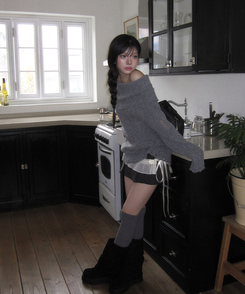 ダメージオーバーオフニット GREY