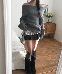 ダメージオーバーオフニット GREY